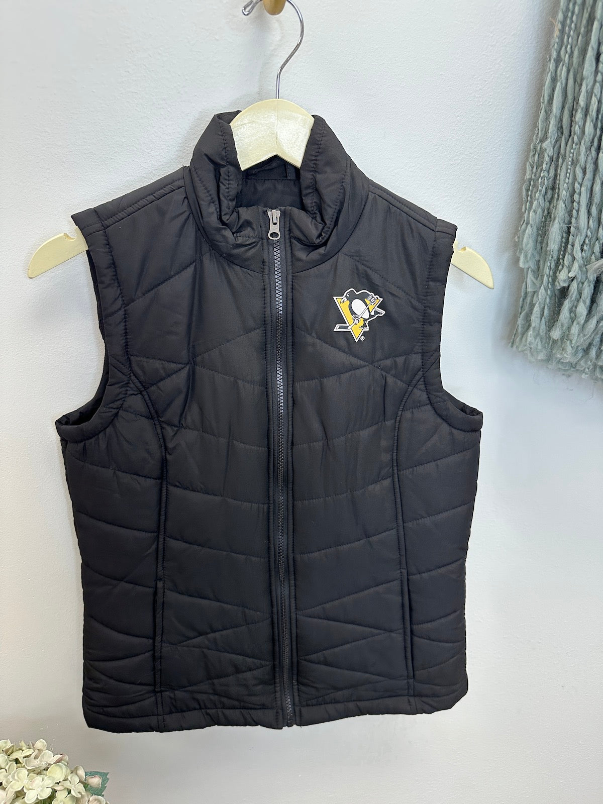Pre Owned Pittsburgh Penguins Vest