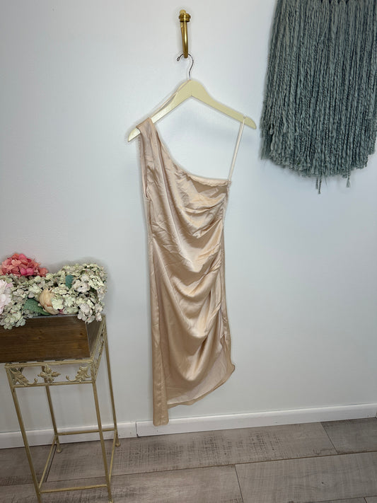 Pre Owned Sugarlips Cream Dress Size Small