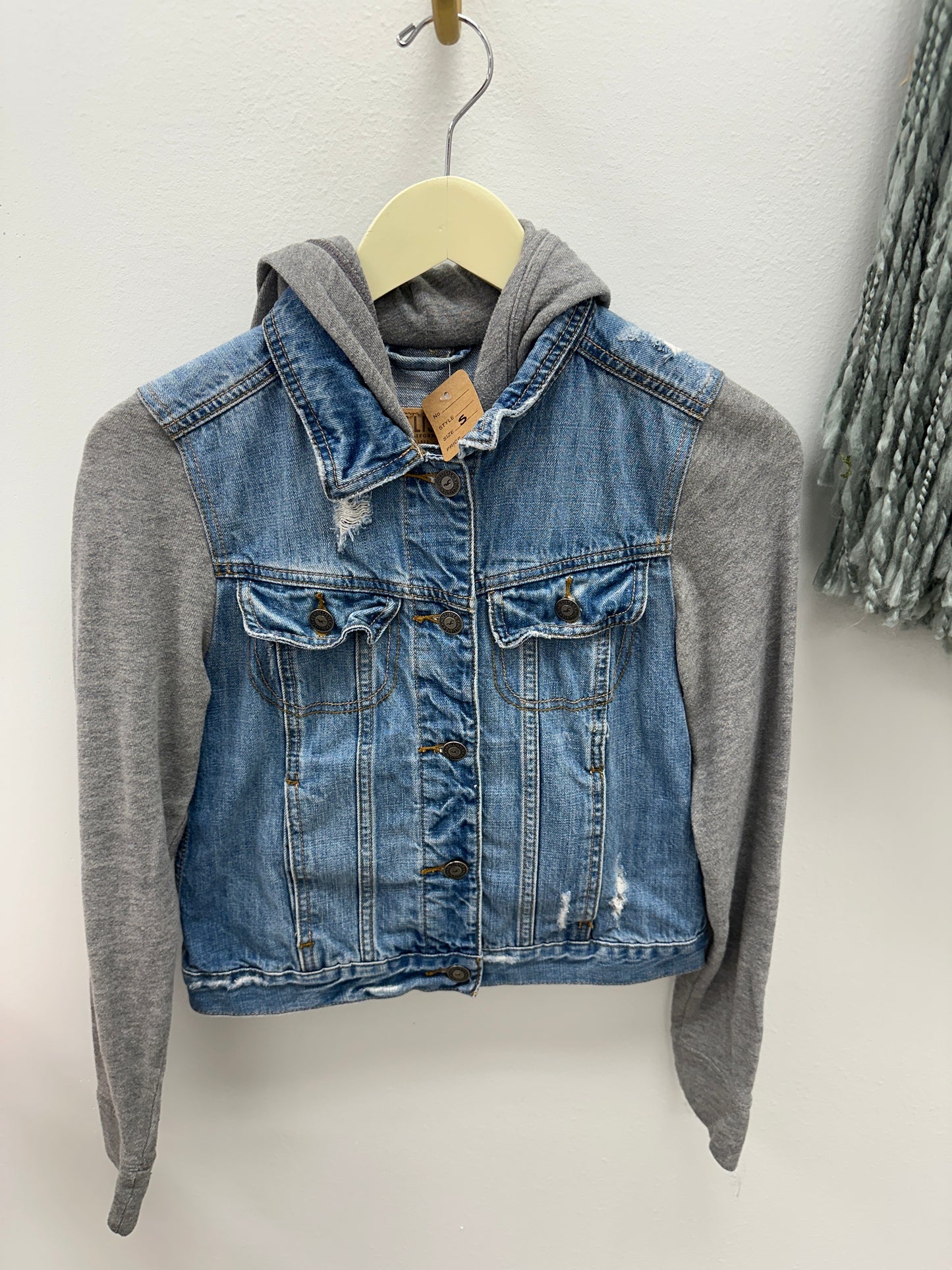 Pre Owned Assorted Coats and Tops