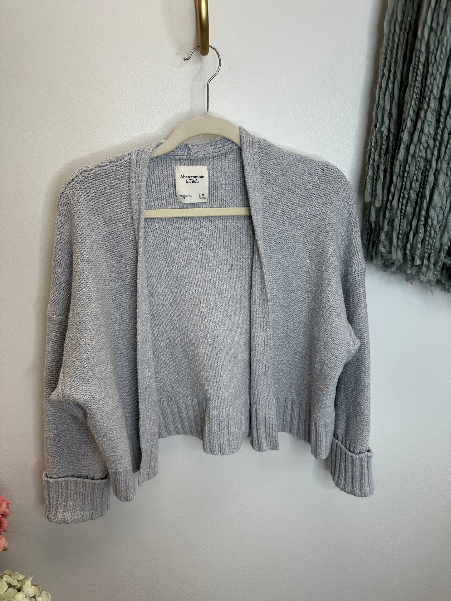 Pre Owned Contemporary Women Items