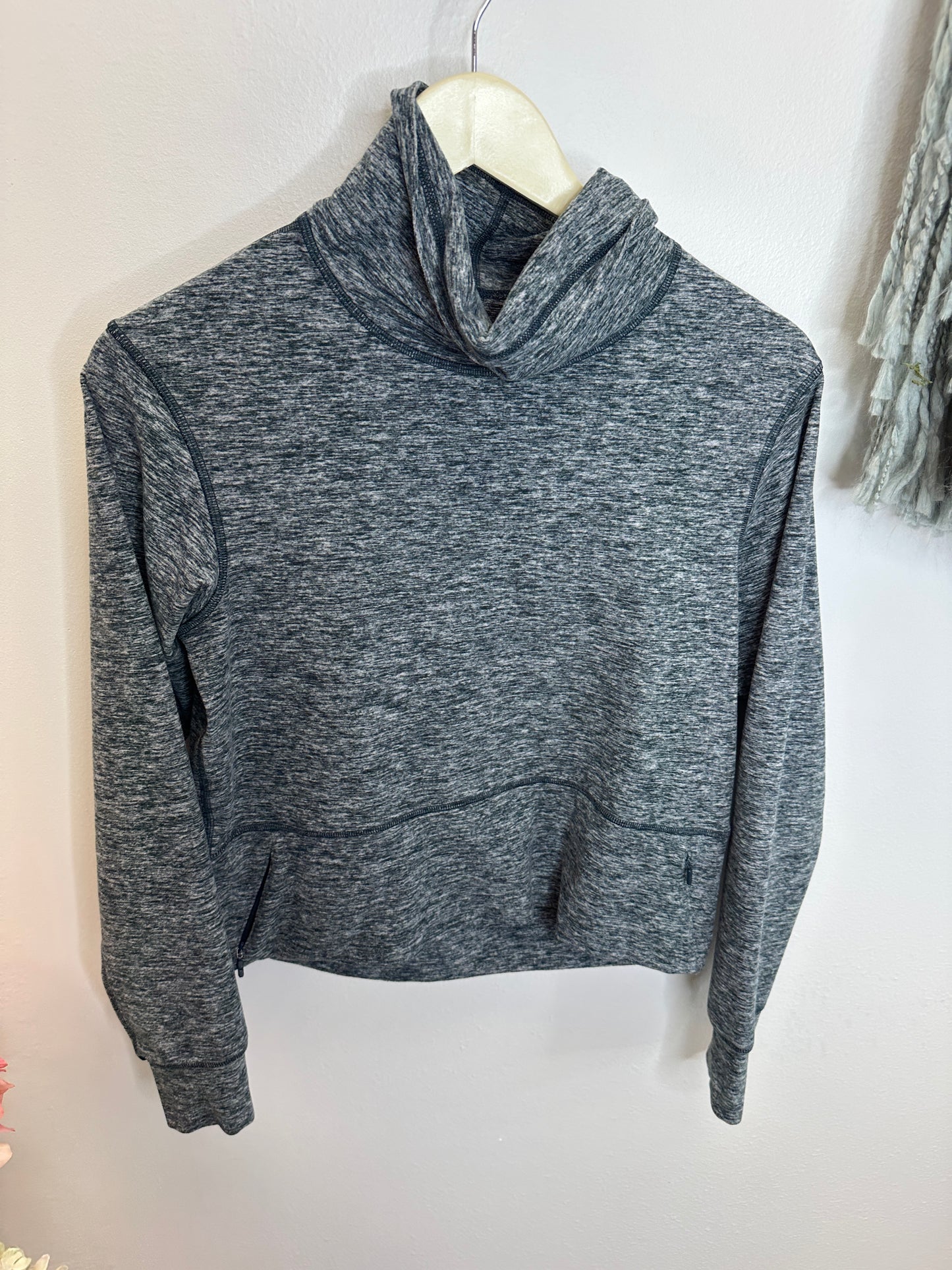 Pre Owned Contemporary Women Items