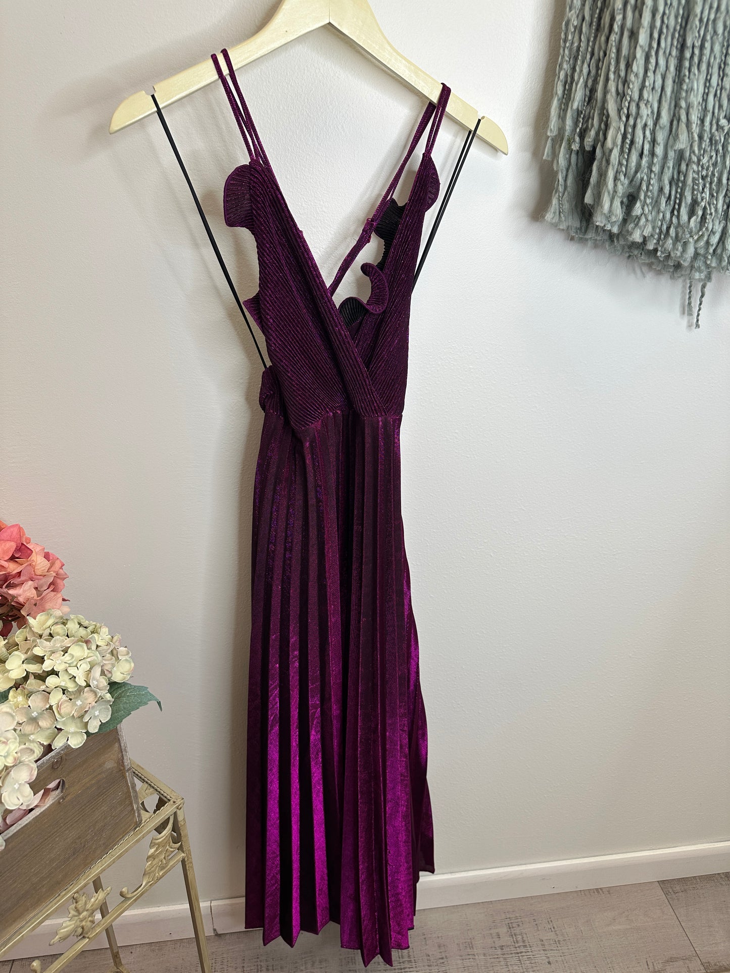 Pre Owned Juniors Tops, Dresses and Skirts