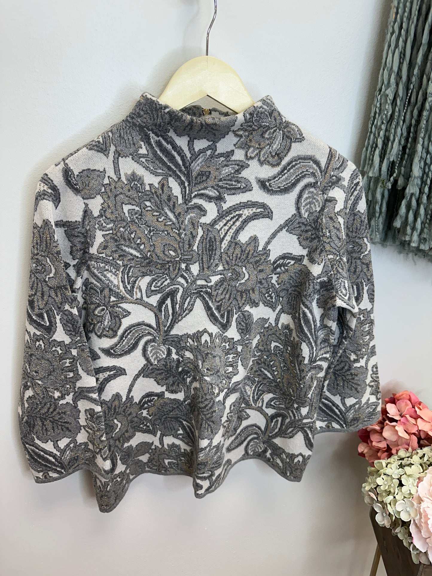 Pre Owned Women's Clothing