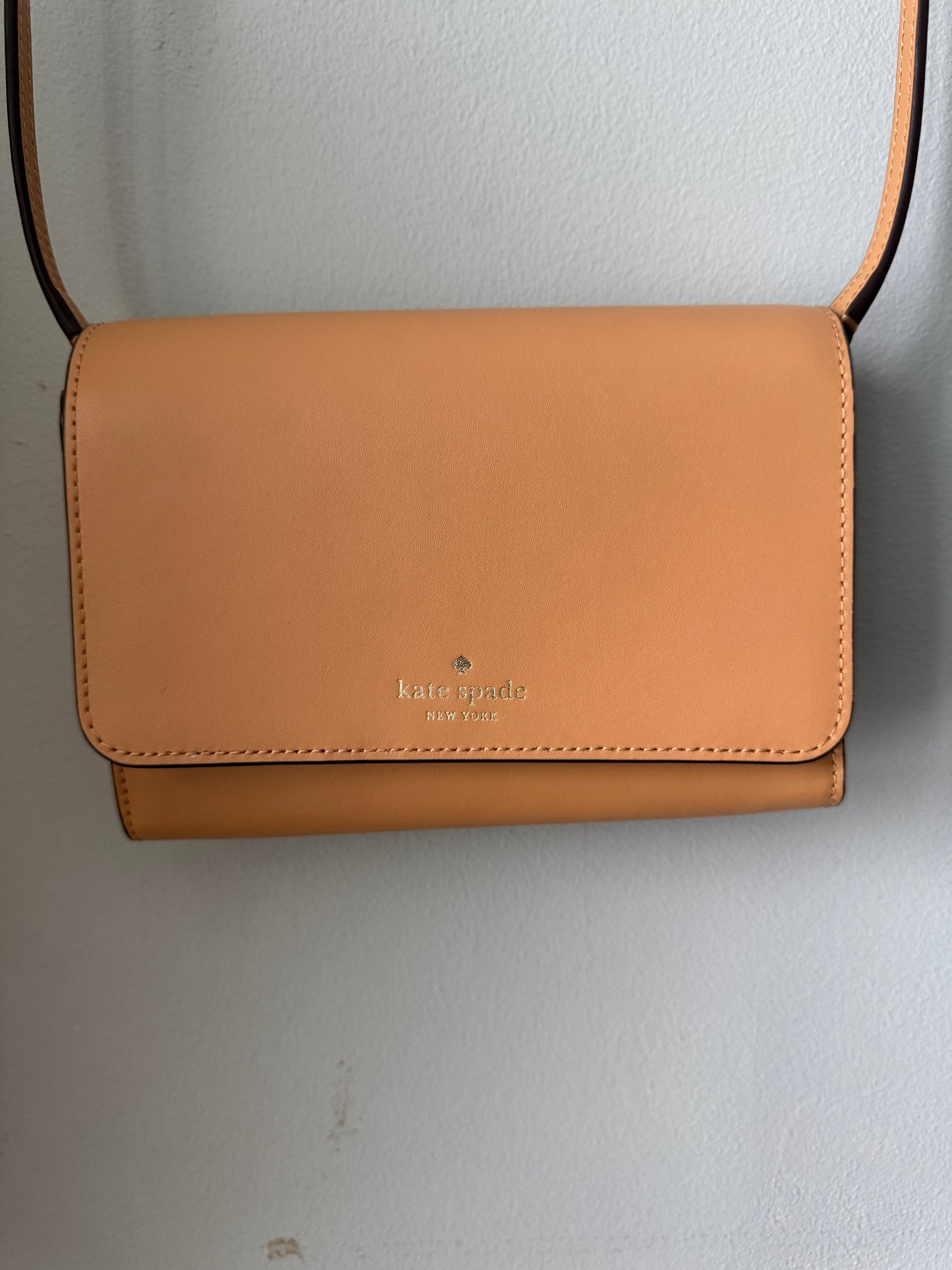Pre Owned NWT Kate Spade Cross Body in Tiramisu