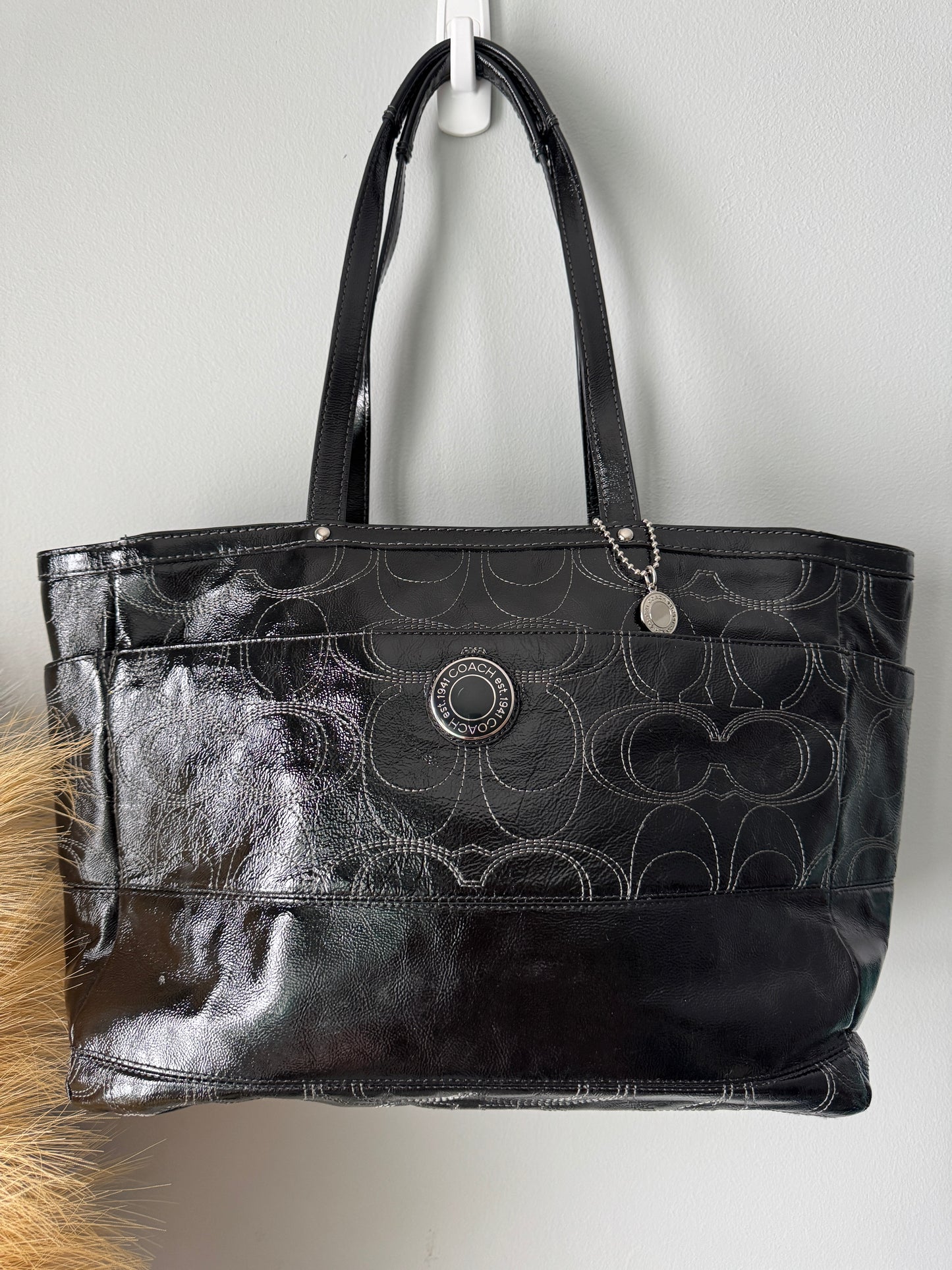 Pre Owned Coach Patent Leather Bag