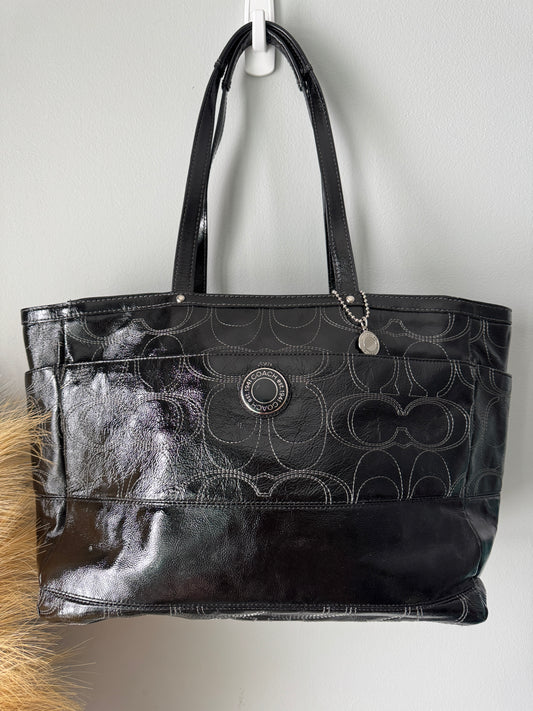 Pre Owned Coach Patent Leather Bag