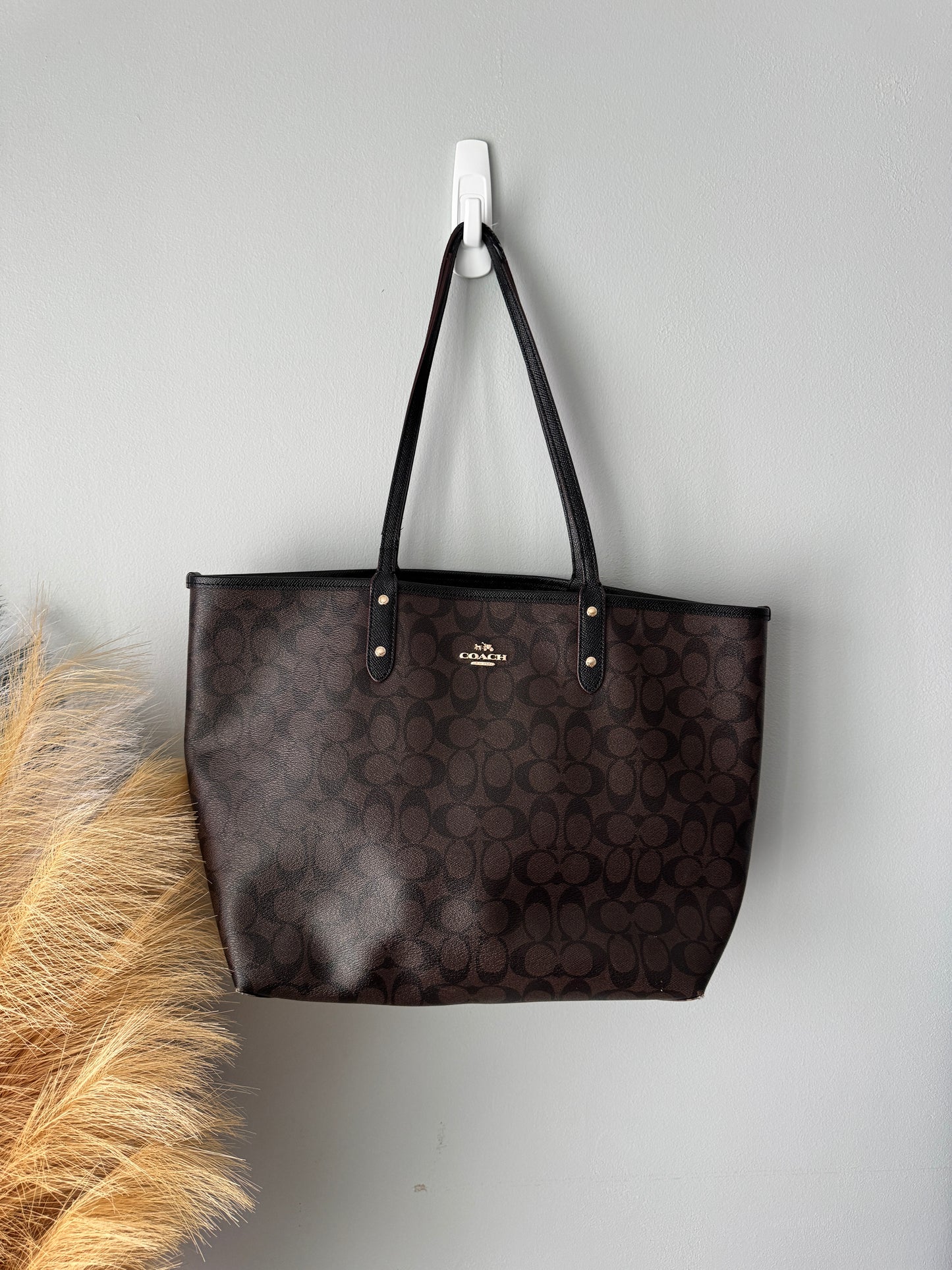 Pre Owned Coach City Tote