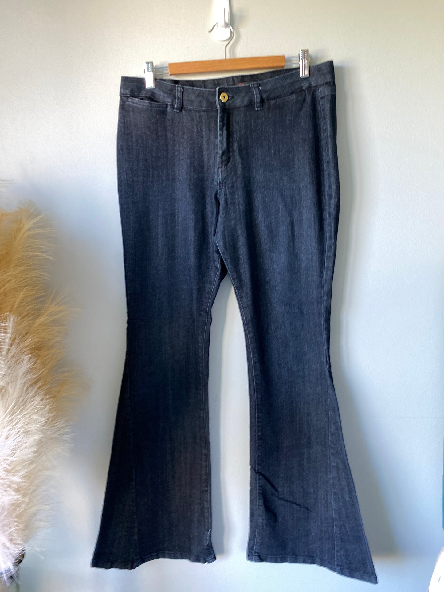 Pre Owned Bottoms