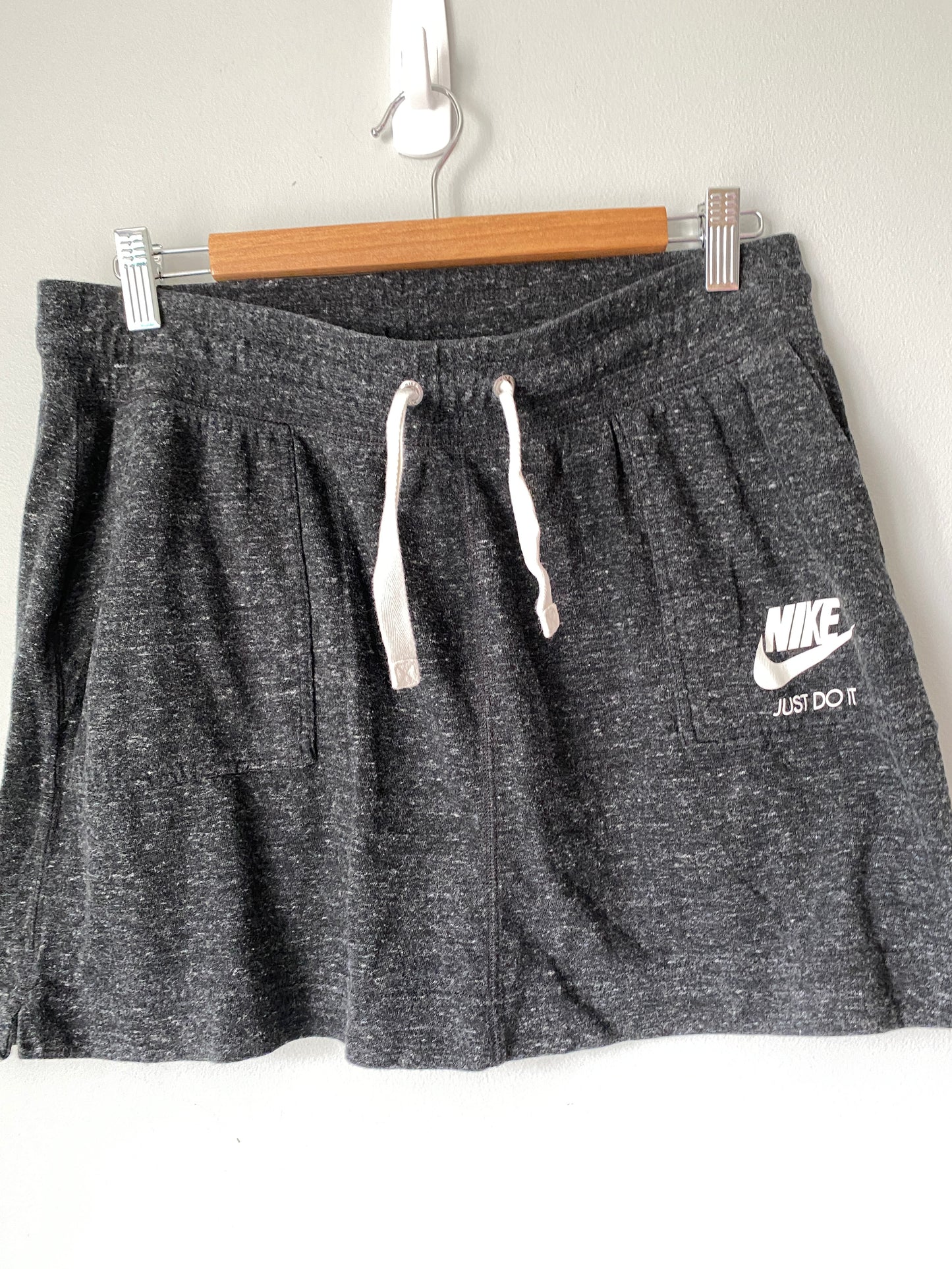 Nike Drawstring Skirt with Logo Size Large