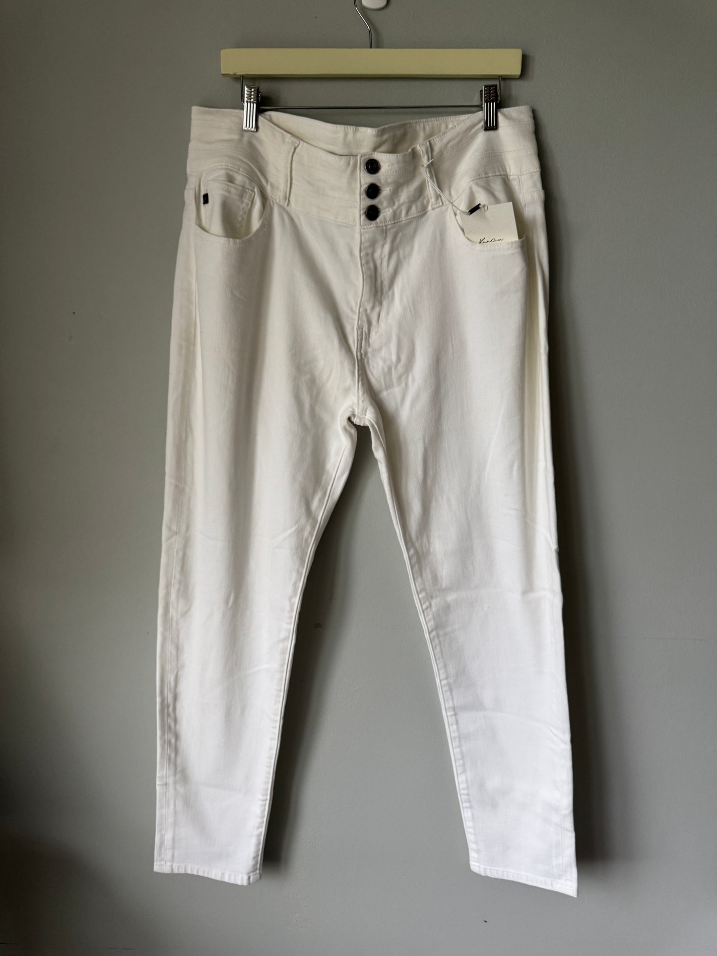 KanCan Jeans with Triple Buttons Size XL