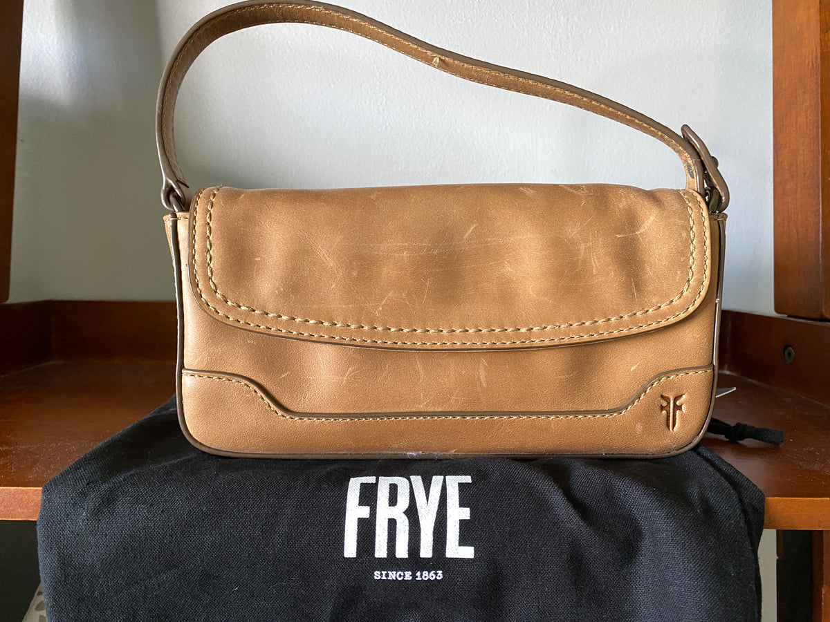 Frye Pre Owned New with Tags Melissa Baguette