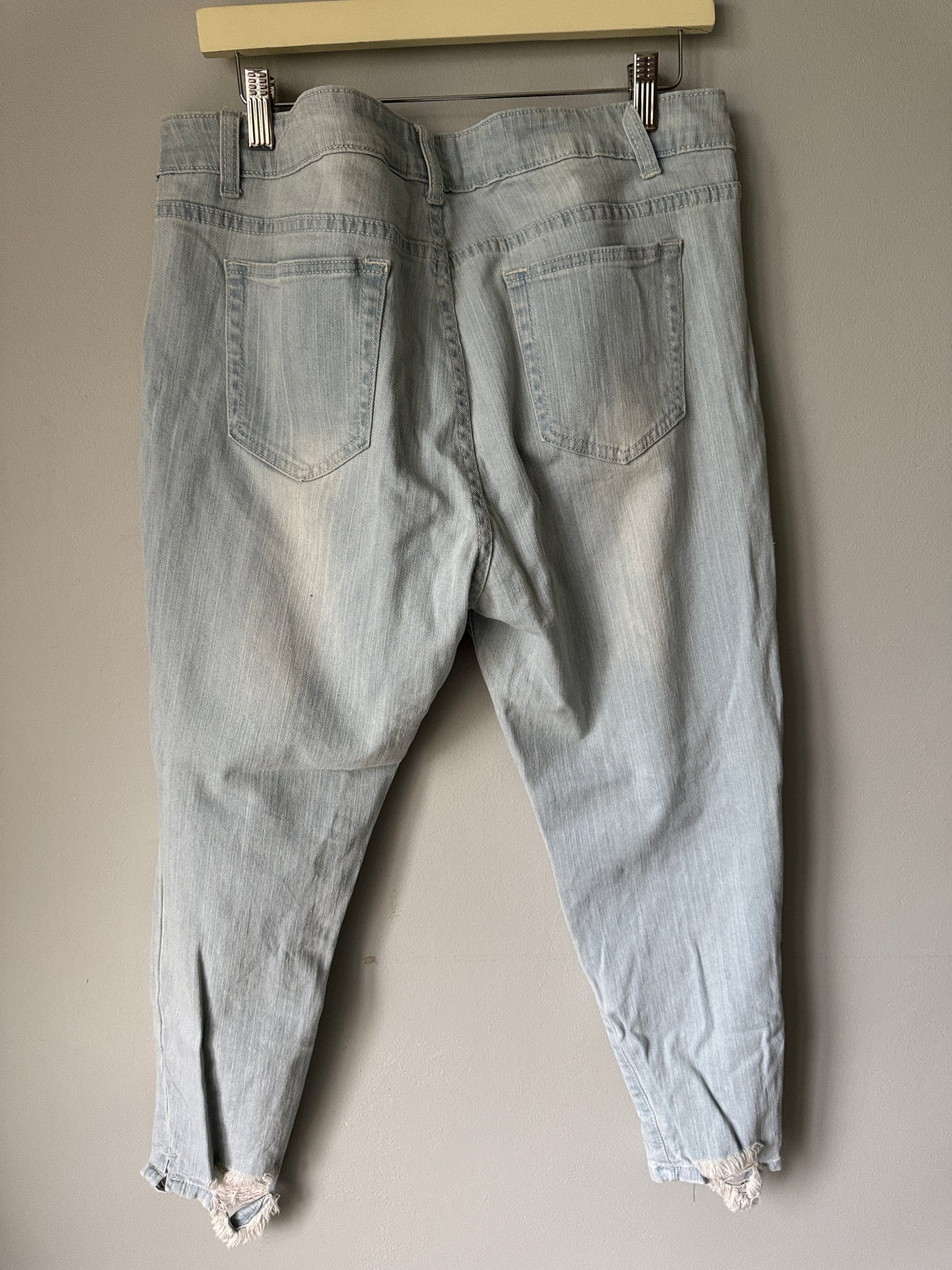 Cover Girl Distressed Jeans Size 13/30
