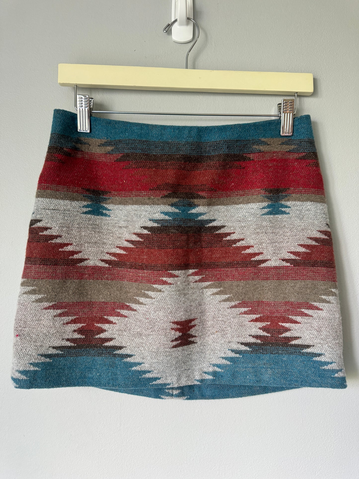American Eagle Outfitters Skirt - Size 2