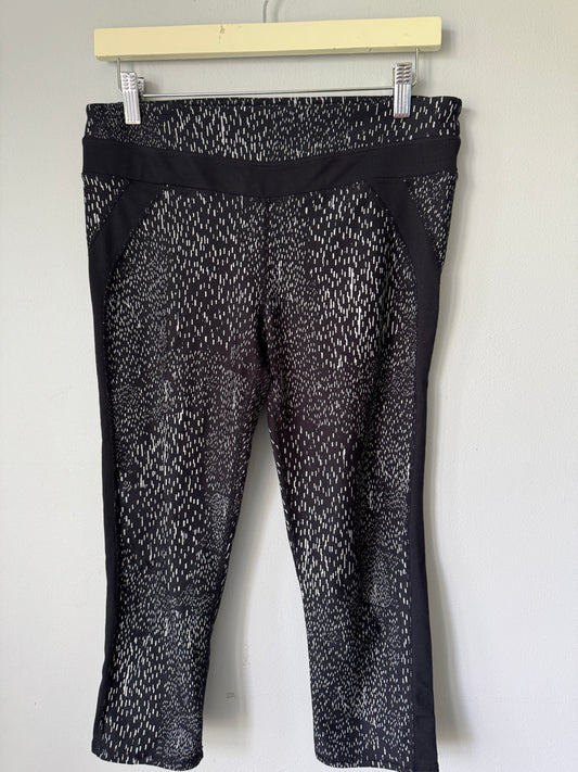 Fabletics Black and White Athletic Pants Size M