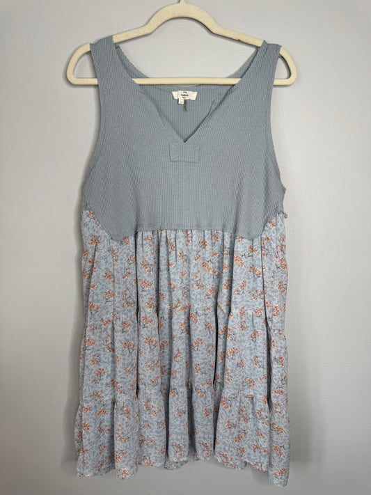 Entro Dress Size M