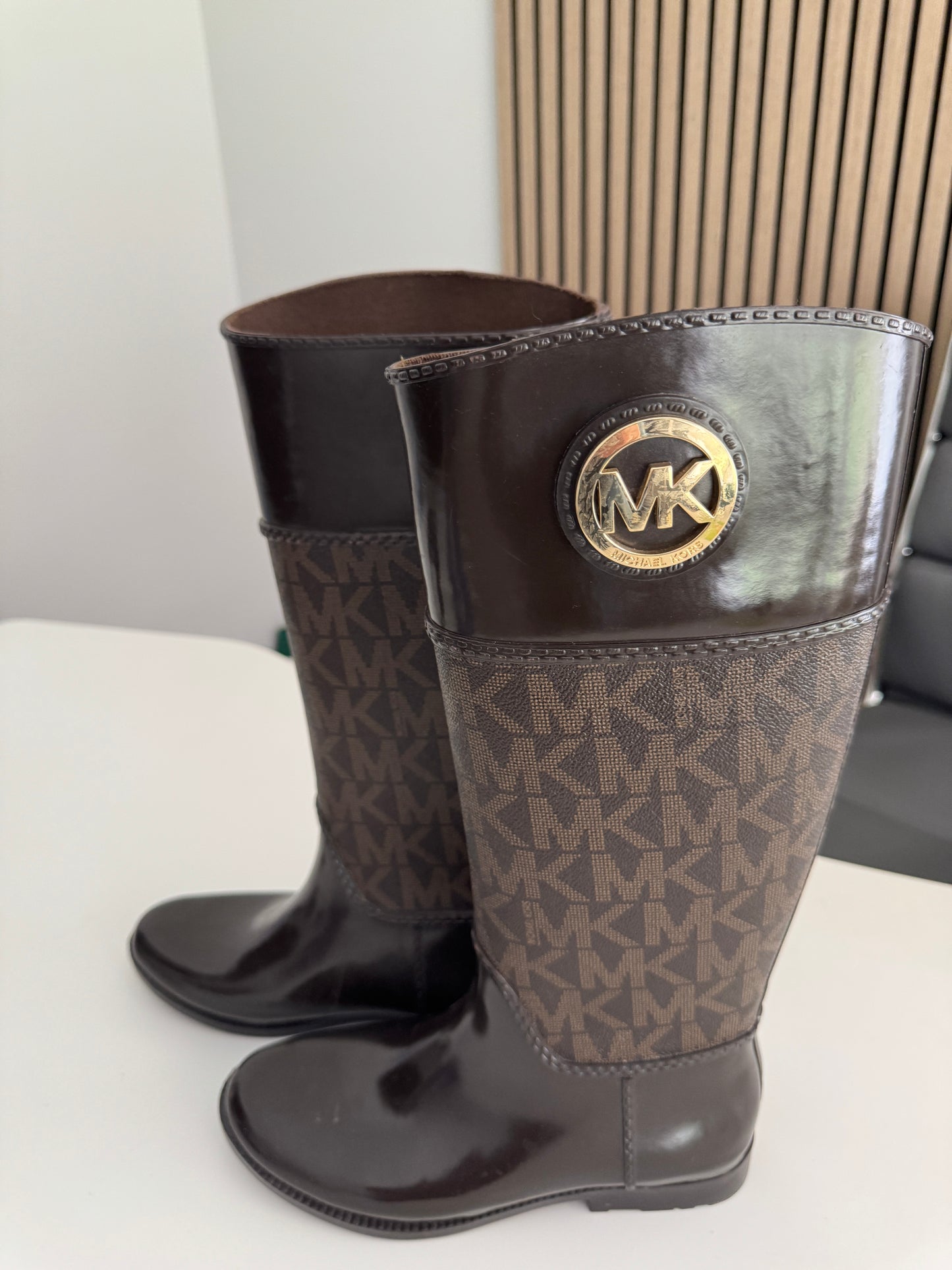 Michael Kors Boots Size 9