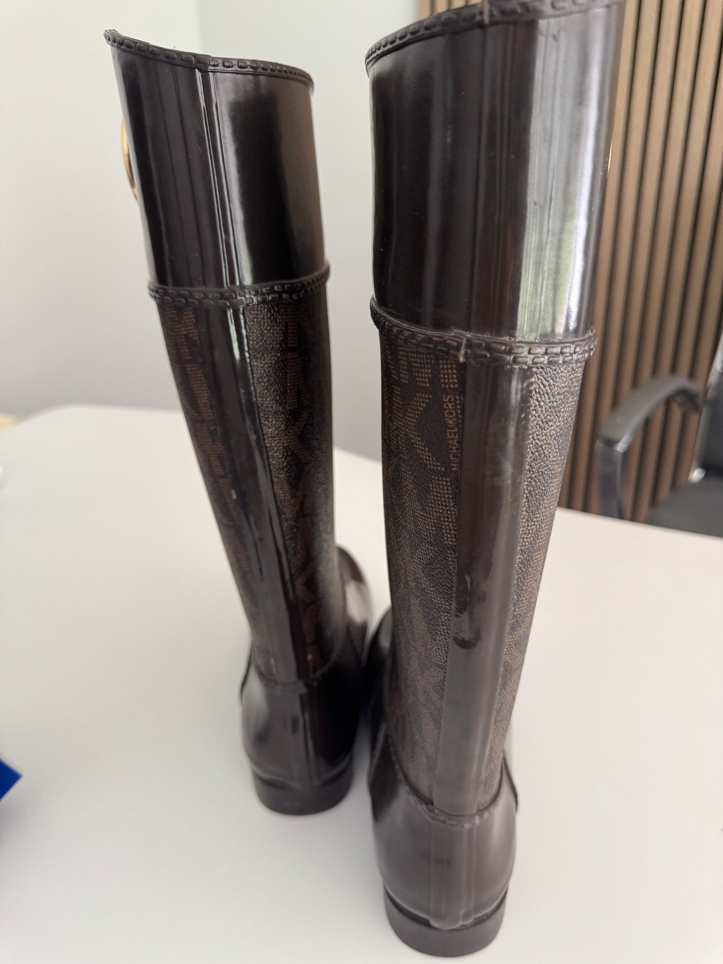 Michael Kors Boots Size 9