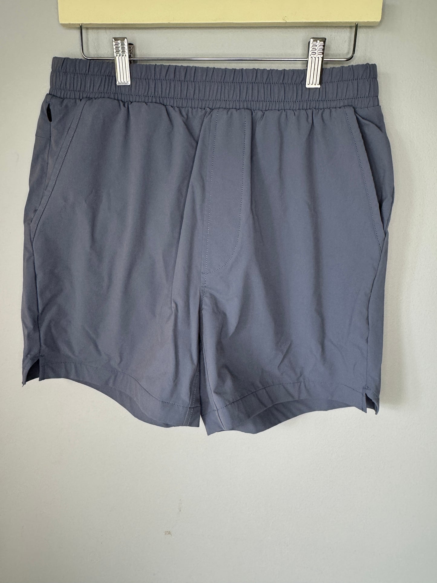 AEO Men's Shorts Size S