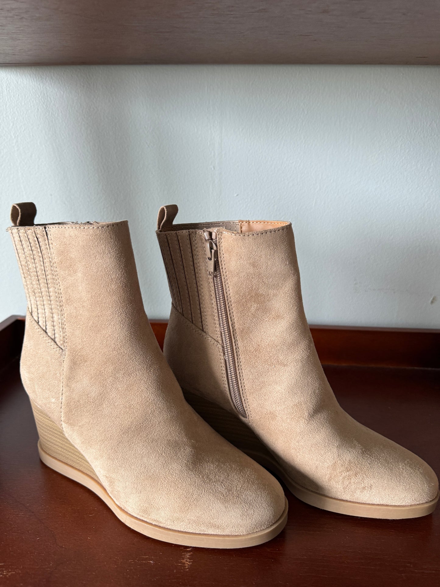 Universal Threads Cypress Size 7 Booties