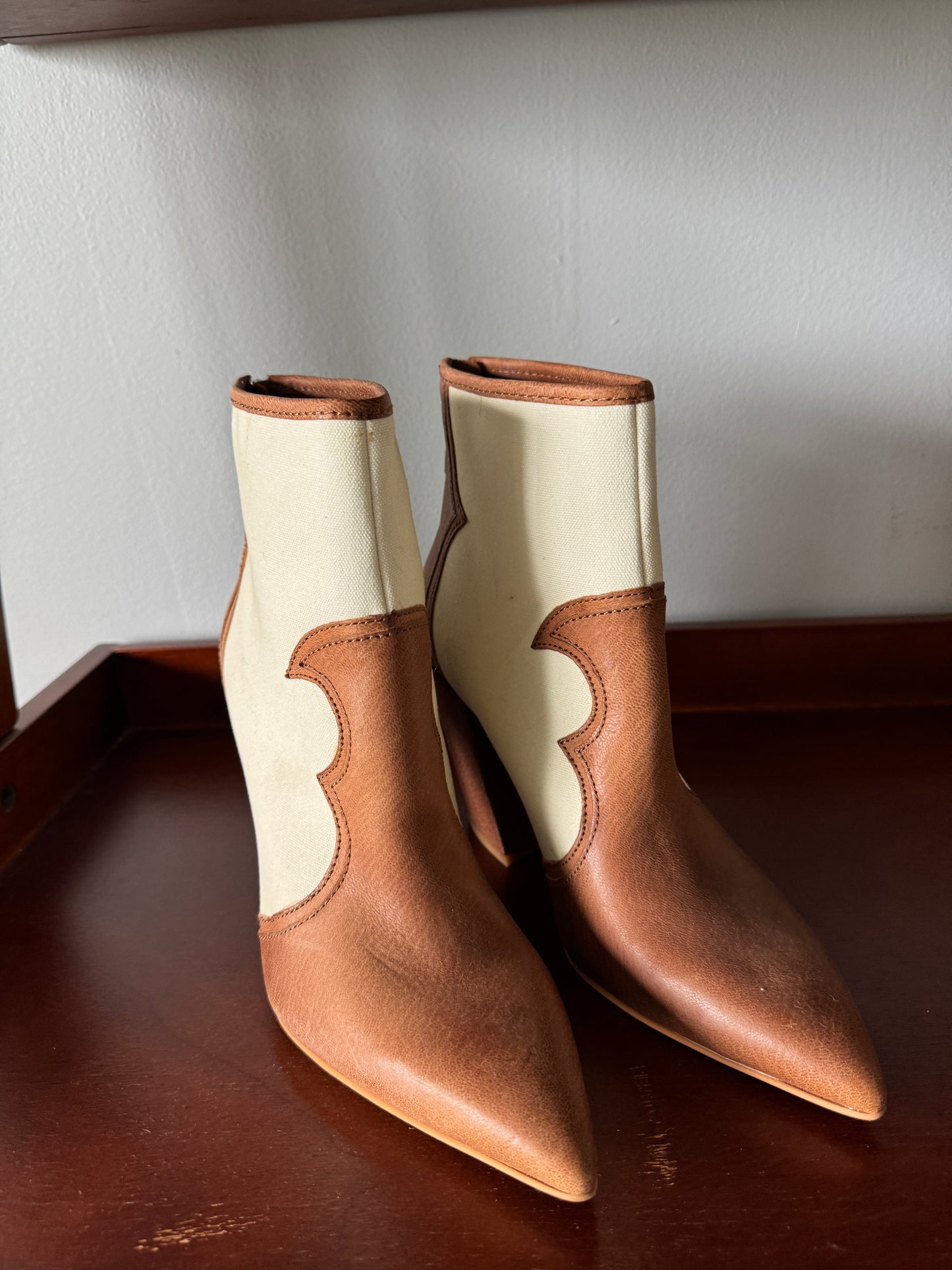 Dolce Vita Noraya Western Booties Size 7