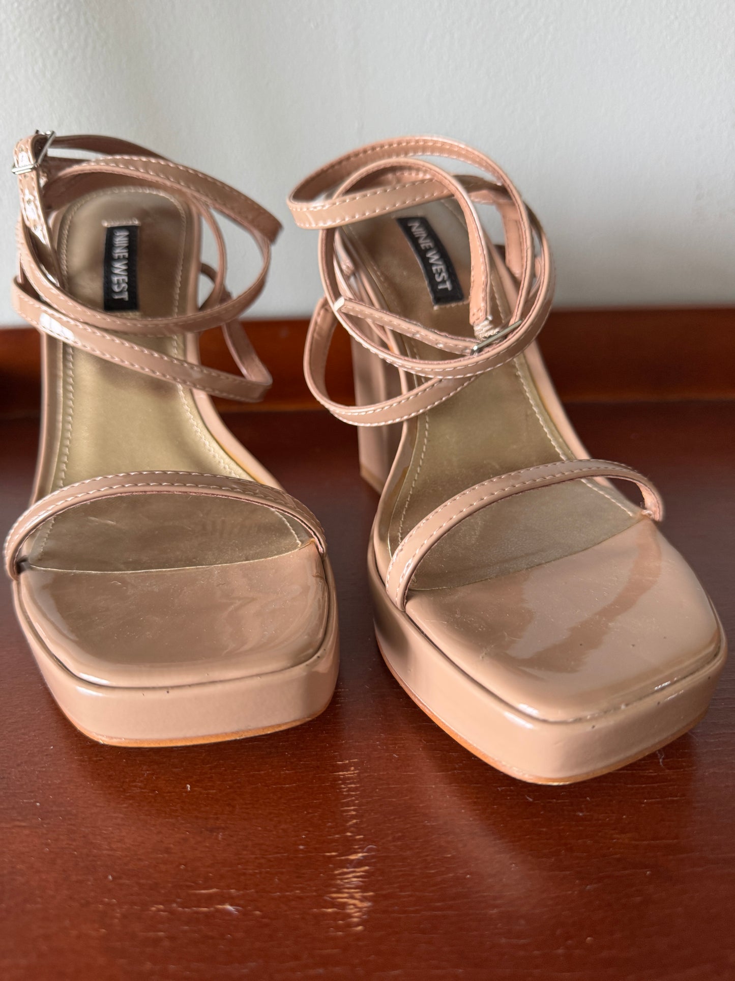 Nine West Nude Patent Leather Heels Size 7