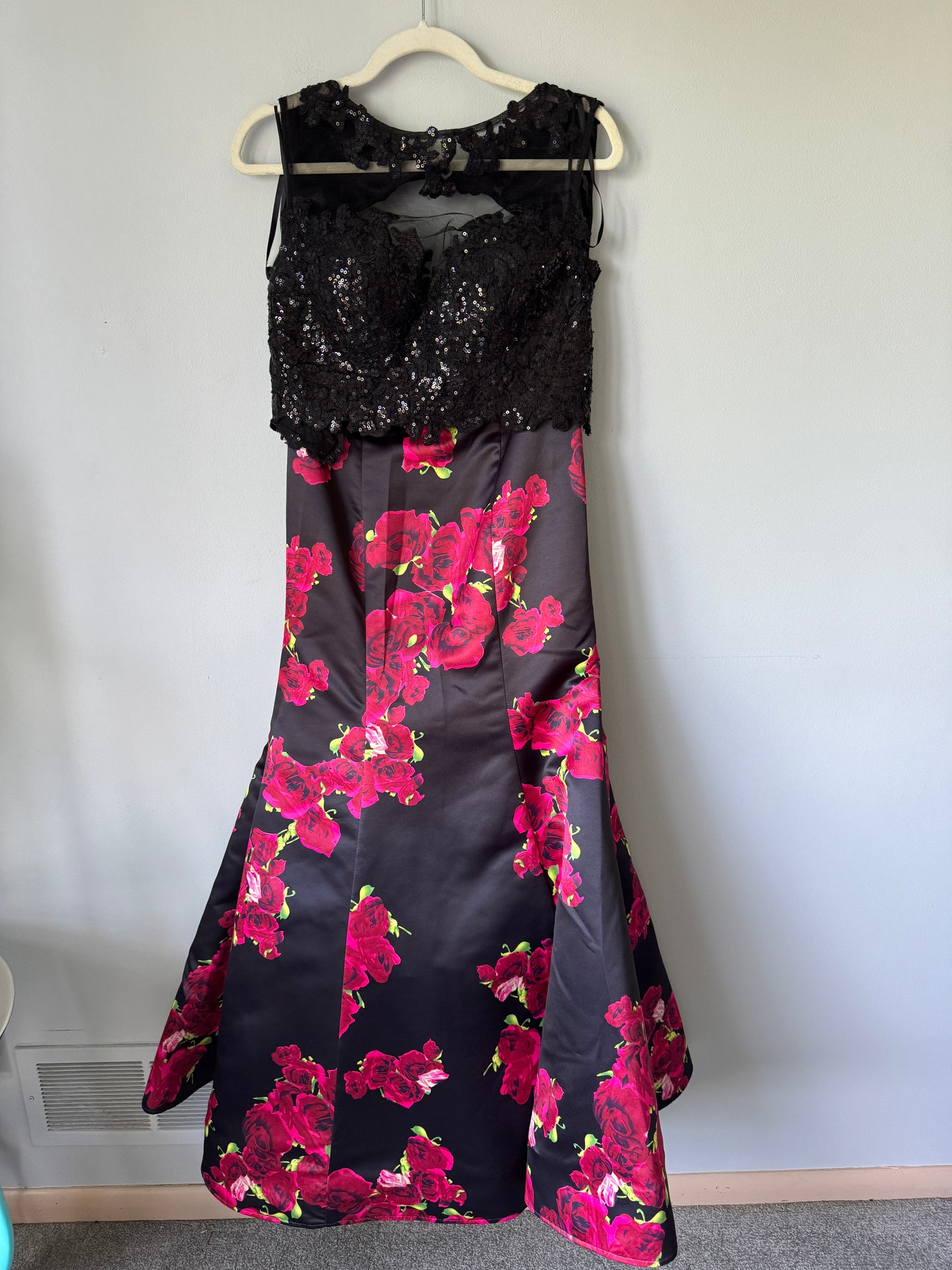 Jovani 2 pc Dress Size 4