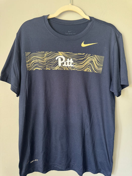 Nike Pitt Graphic Tee Size Large