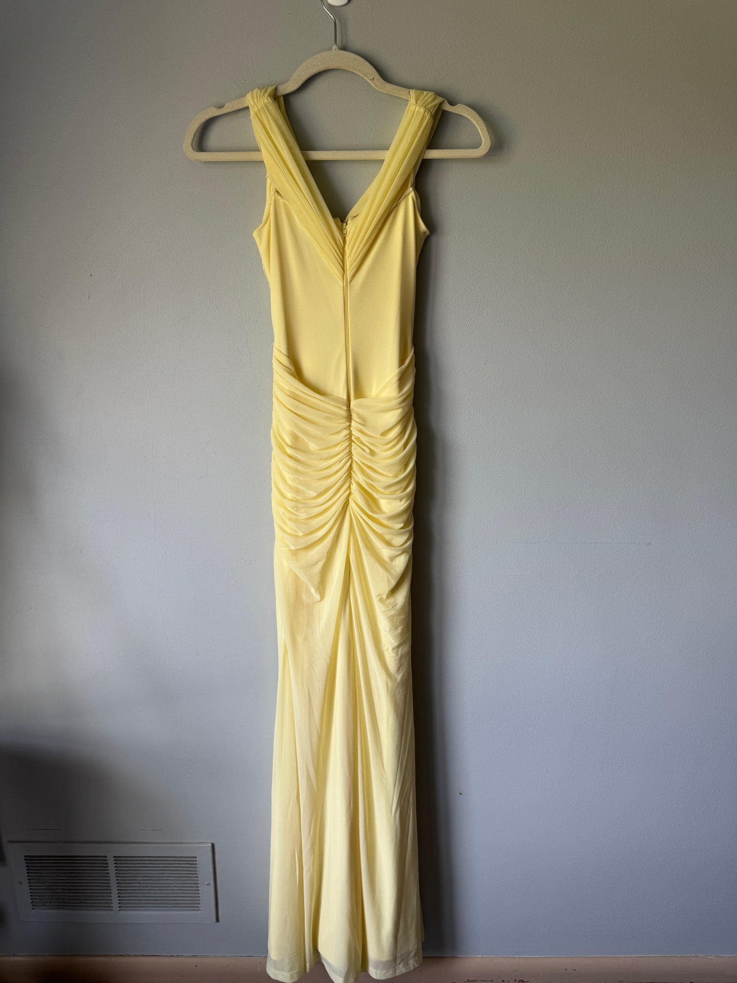 Windsor Formal Yellow Dress Size Small