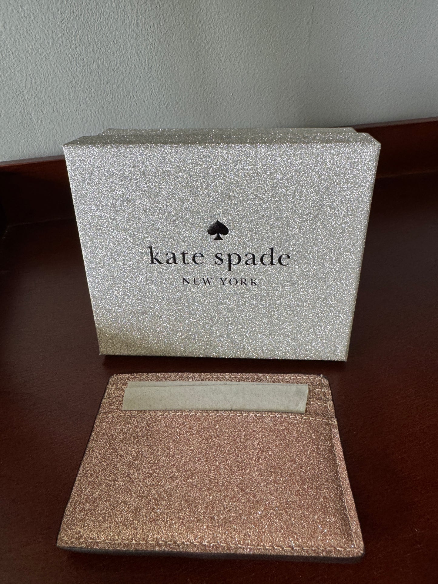 Kate Spade Card Holder Pre Owned Authentic