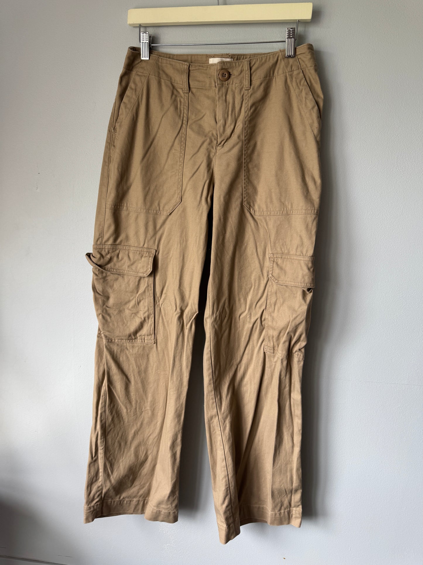 Universal Thread Cargos Khaki Size 6