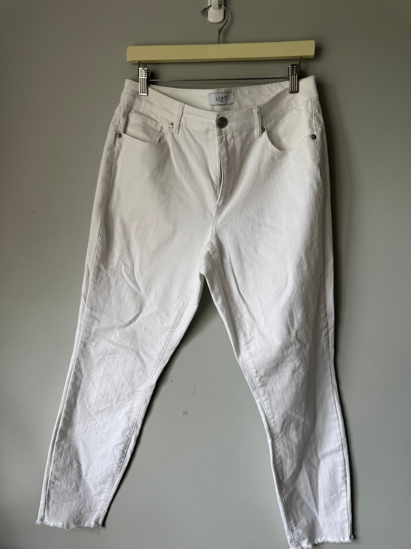 LOFT White Skinny Jeans Size 6
