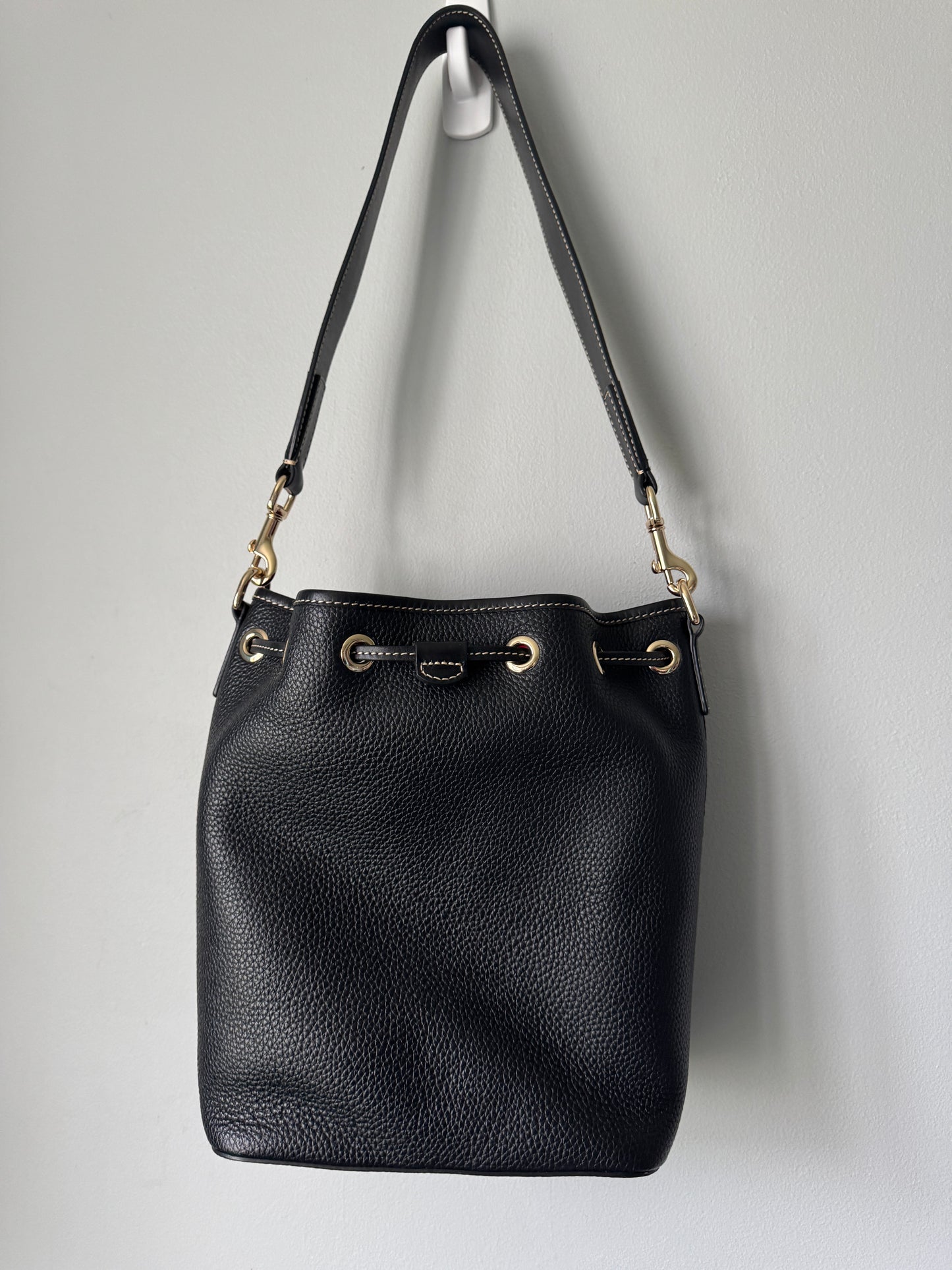 Pre Owned Dooney & Bourke Leather Bucket Bag