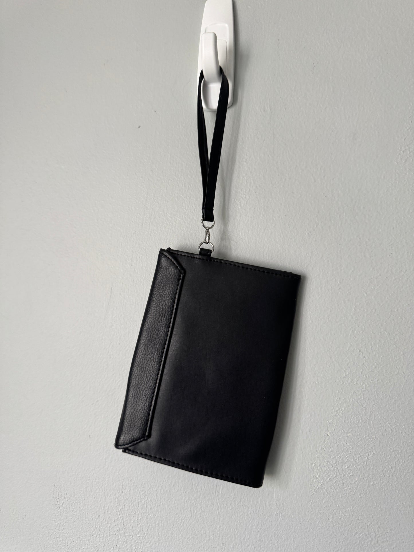 Pre Owned Penquin Wristlet