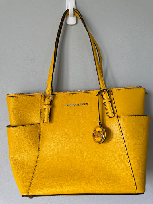Pre Owned Authentic Michael Kors Hamilton Jet Set Tote in Sunflower