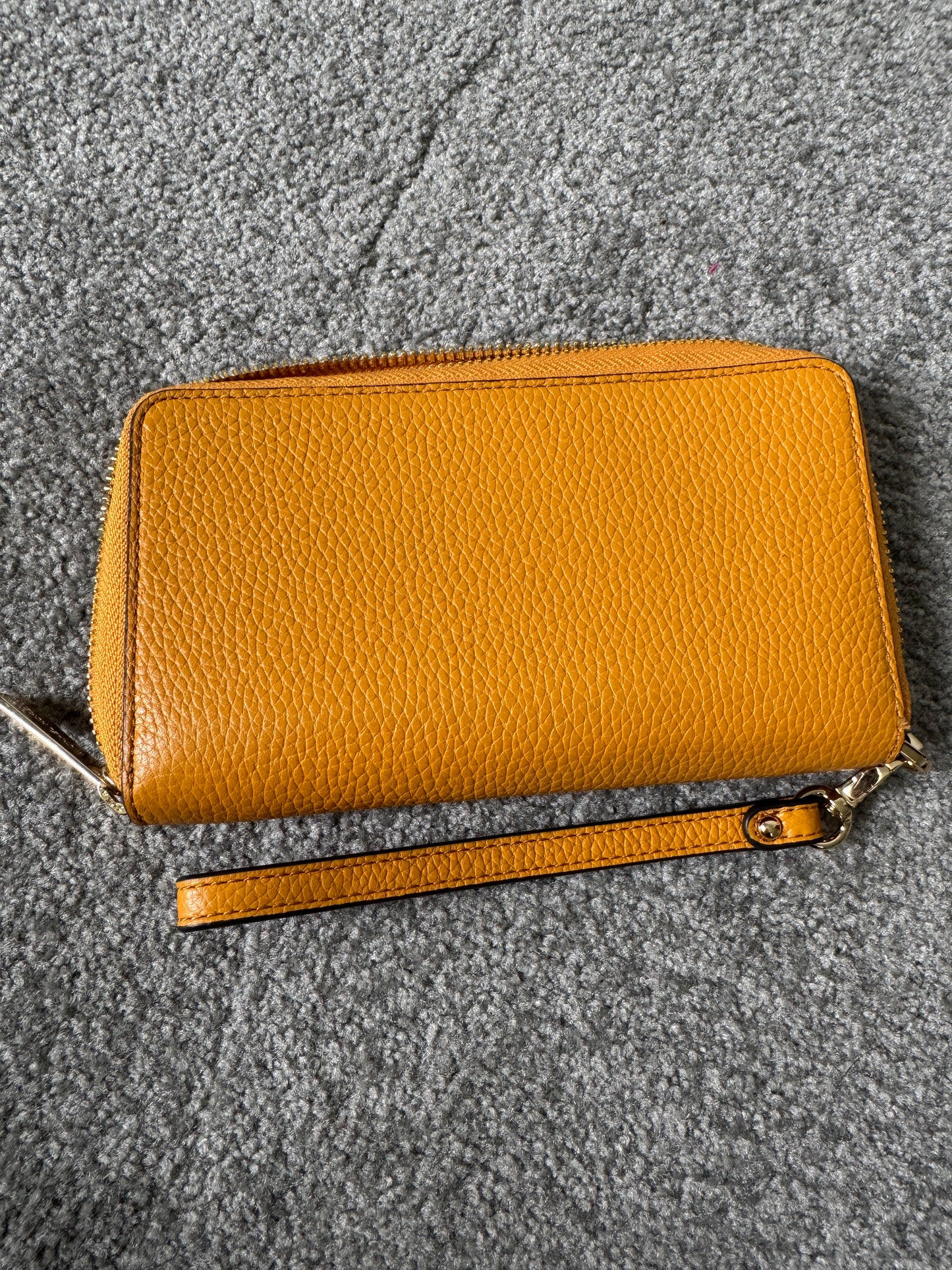 Pre Owned Authentic Michael Kors Wallet