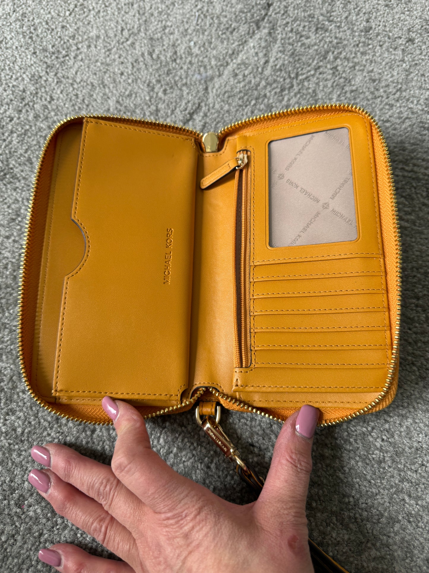 Pre Owned Authentic Michael Kors Wallet