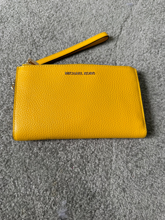 Pre Owned Authentic Michael Kors Jet Set Wallet in Sunflower