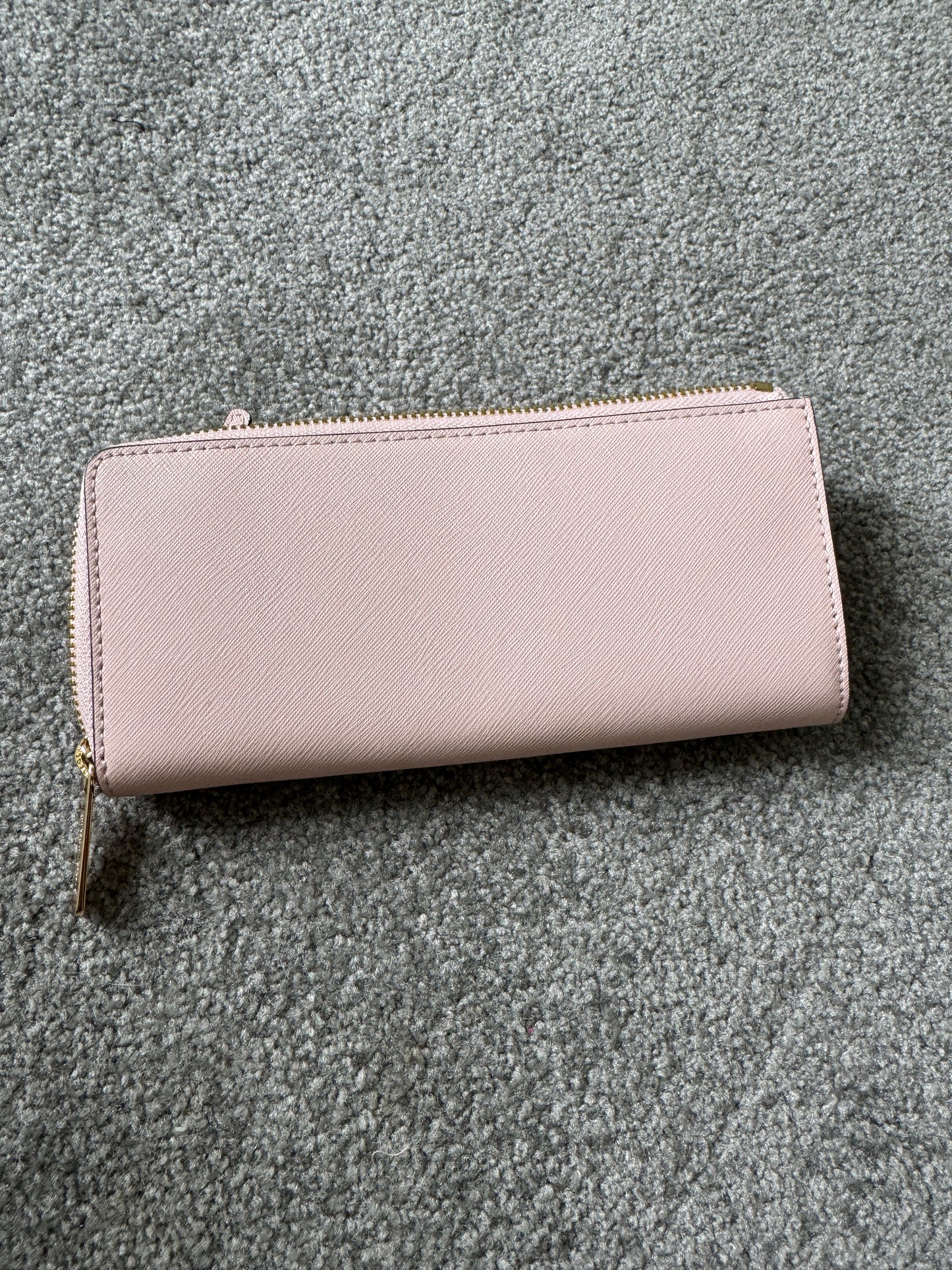 Pre Owned Authentic Michael Kors Jet Set Saffiano Wallet