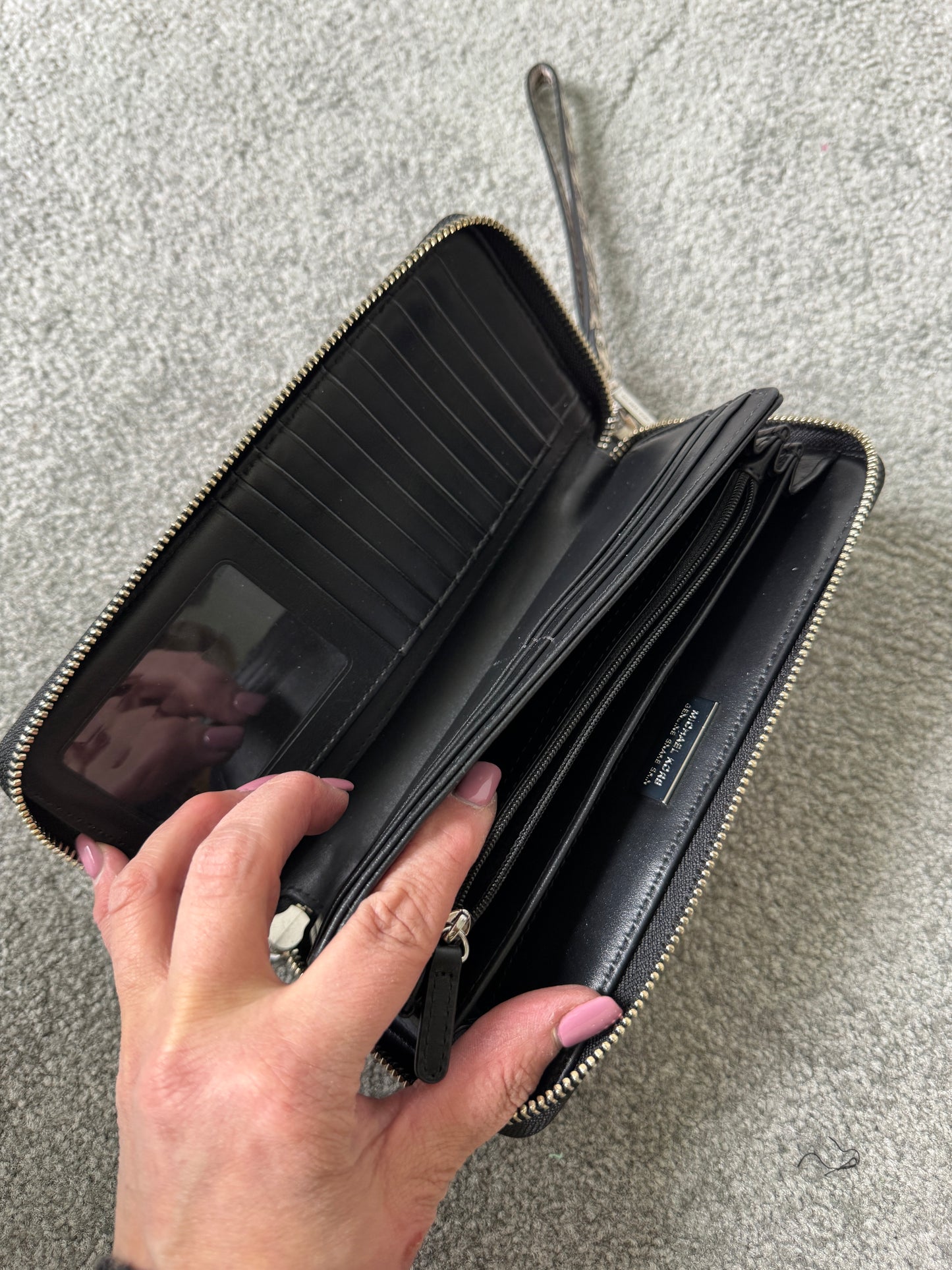 Pre Owned Authentic Michael Kors Jet Set Wallet in Snakeskin