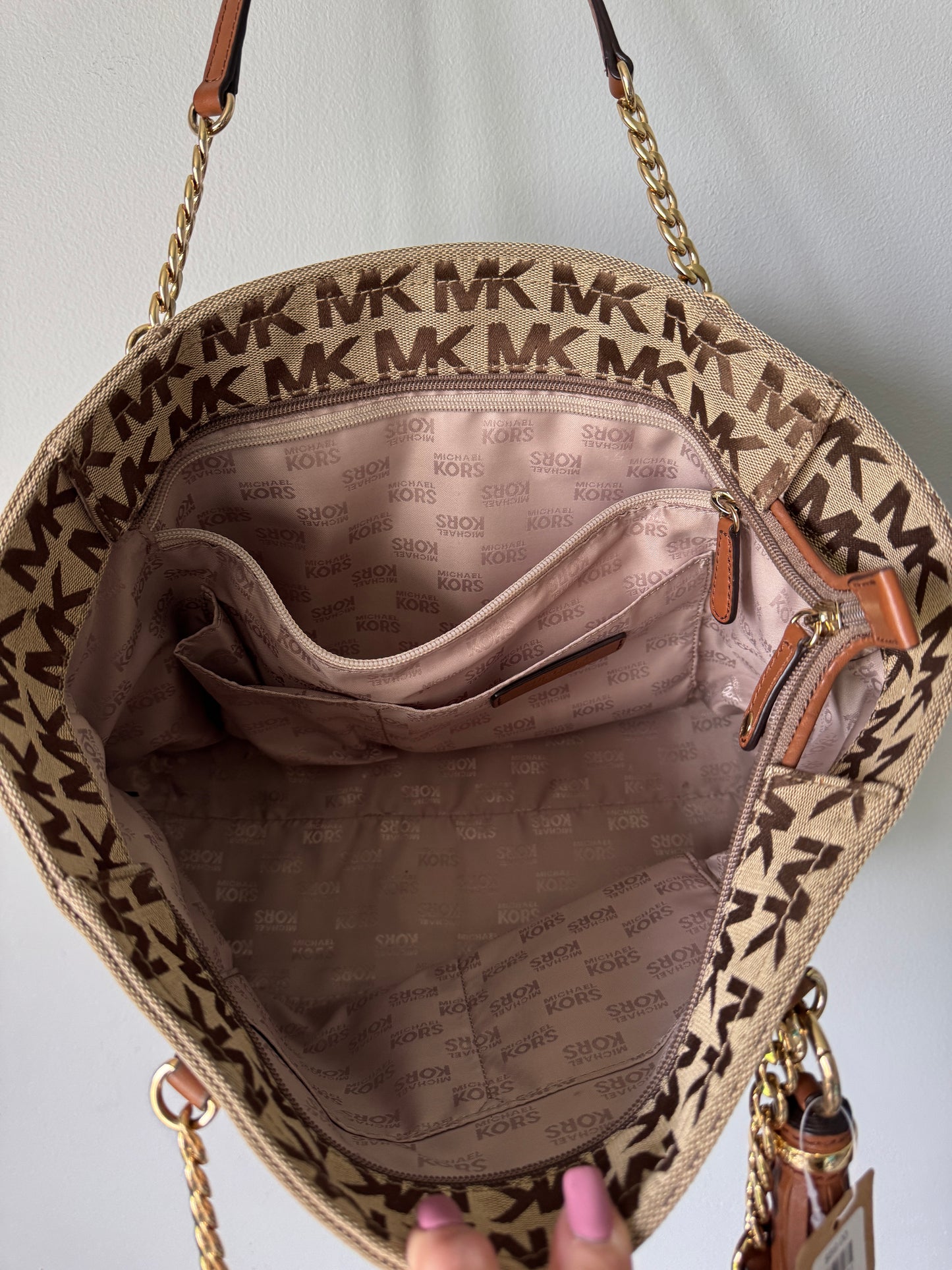 Pre Owned Michael Kors Jet Set Tote