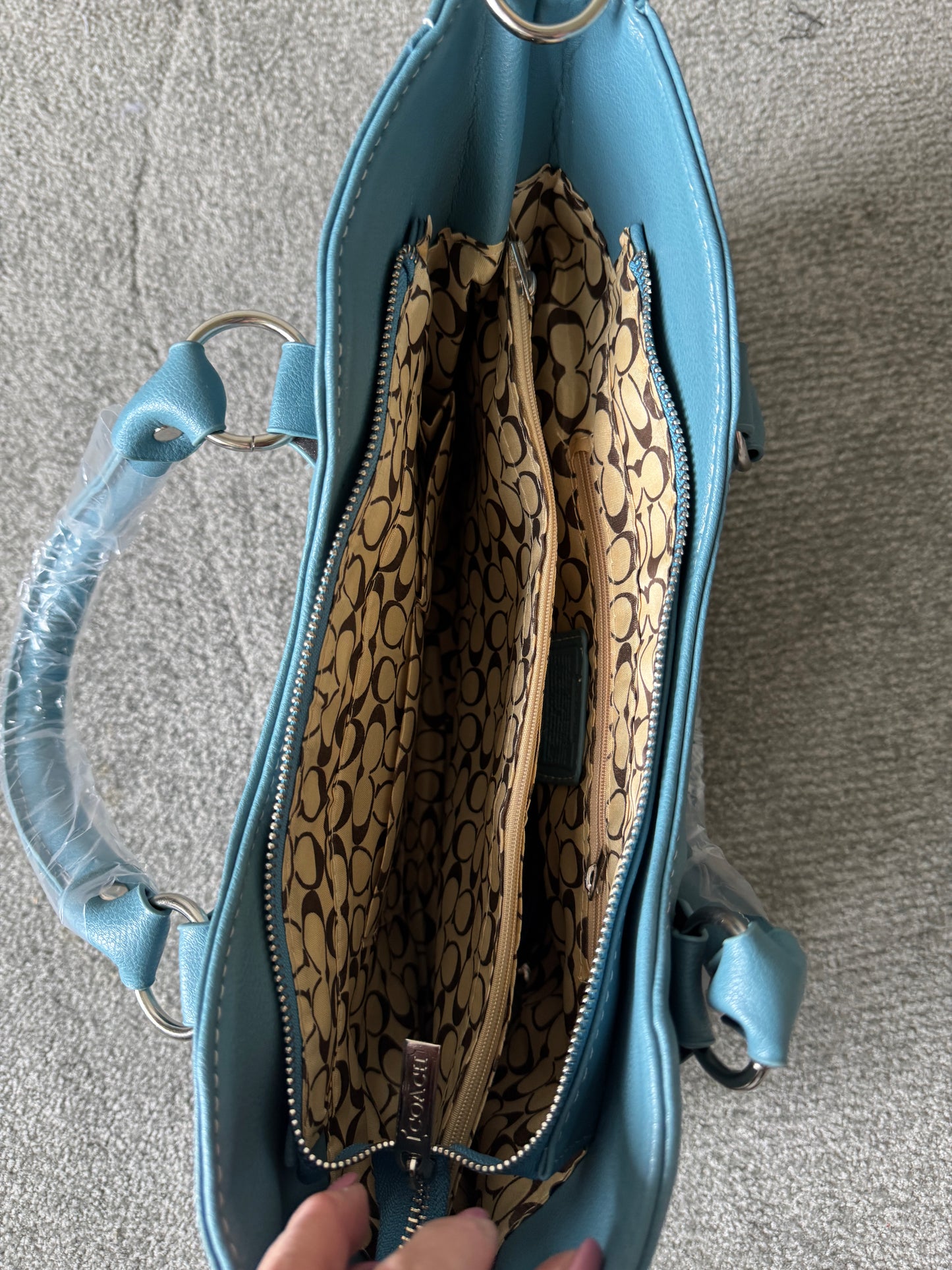 Pre Owned Authentic Vintage Coach Baby Blue Bag