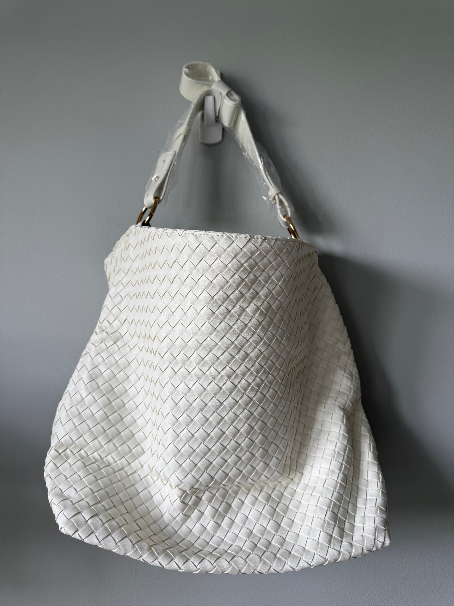 Pre Owned Brouk & Co Handbag Woven and White NWT