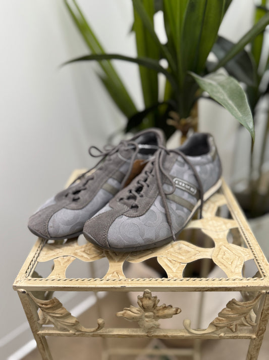 Pre Owned Coach Shoes  Size 8.5