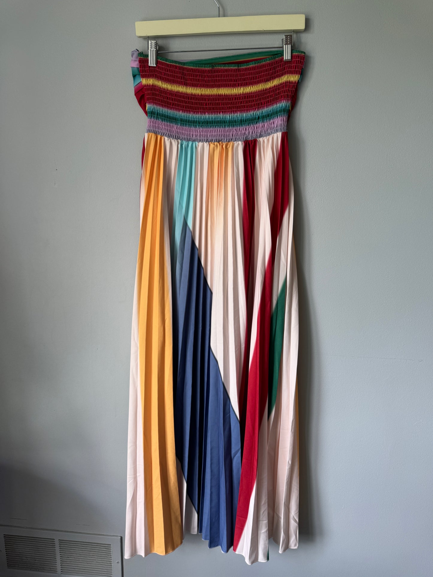 Striped Pleated Strapless Maxi Dress Size Medium