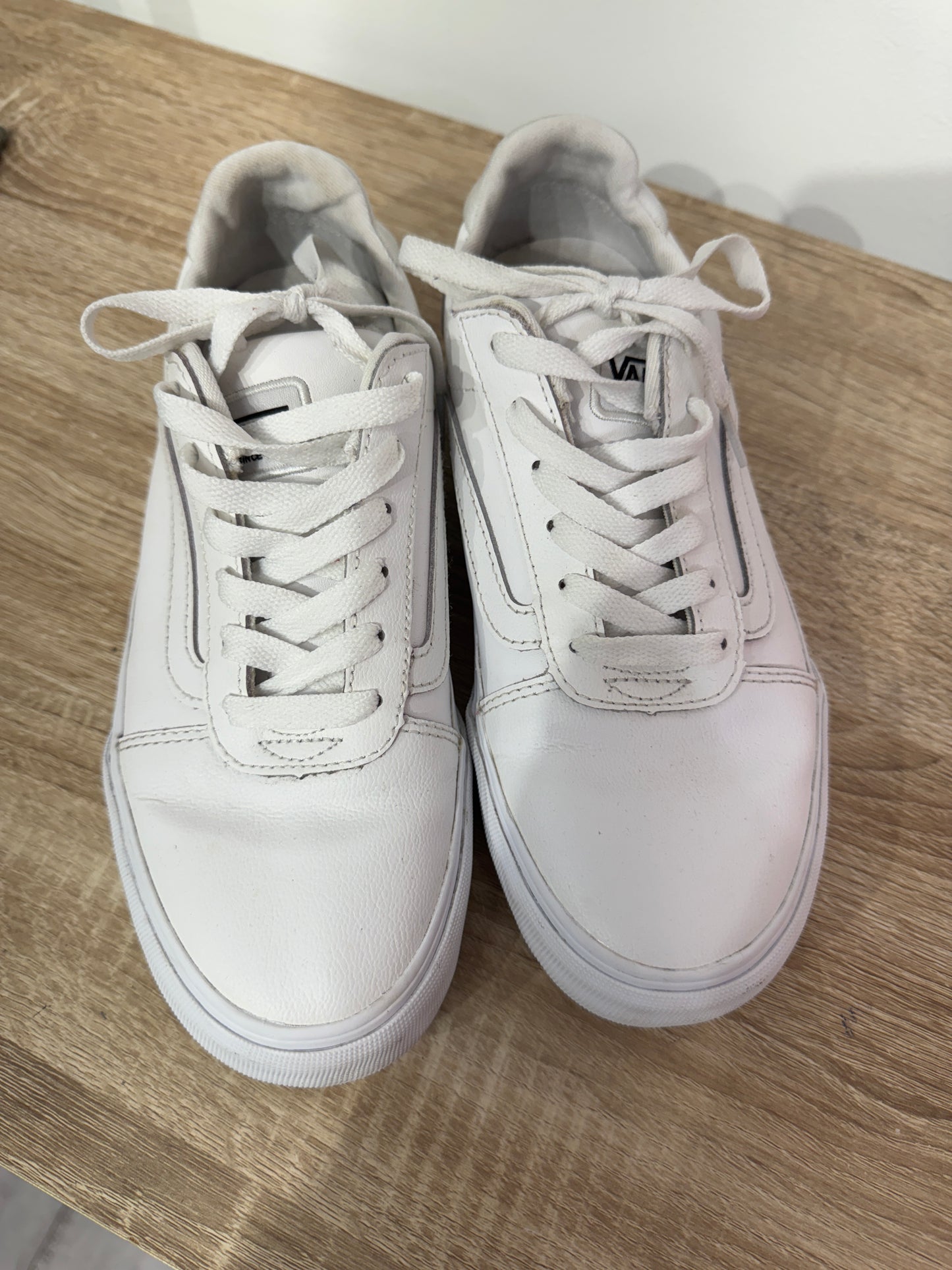 Pre Owned Kids Footwear