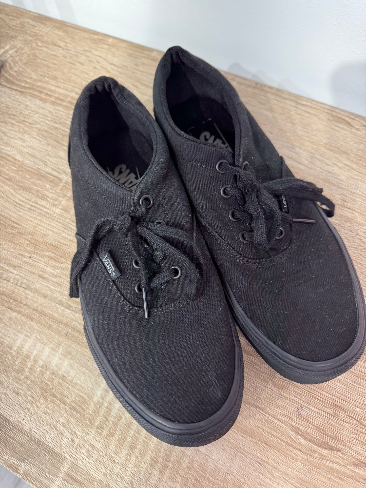 Pre Owned Kids Footwear